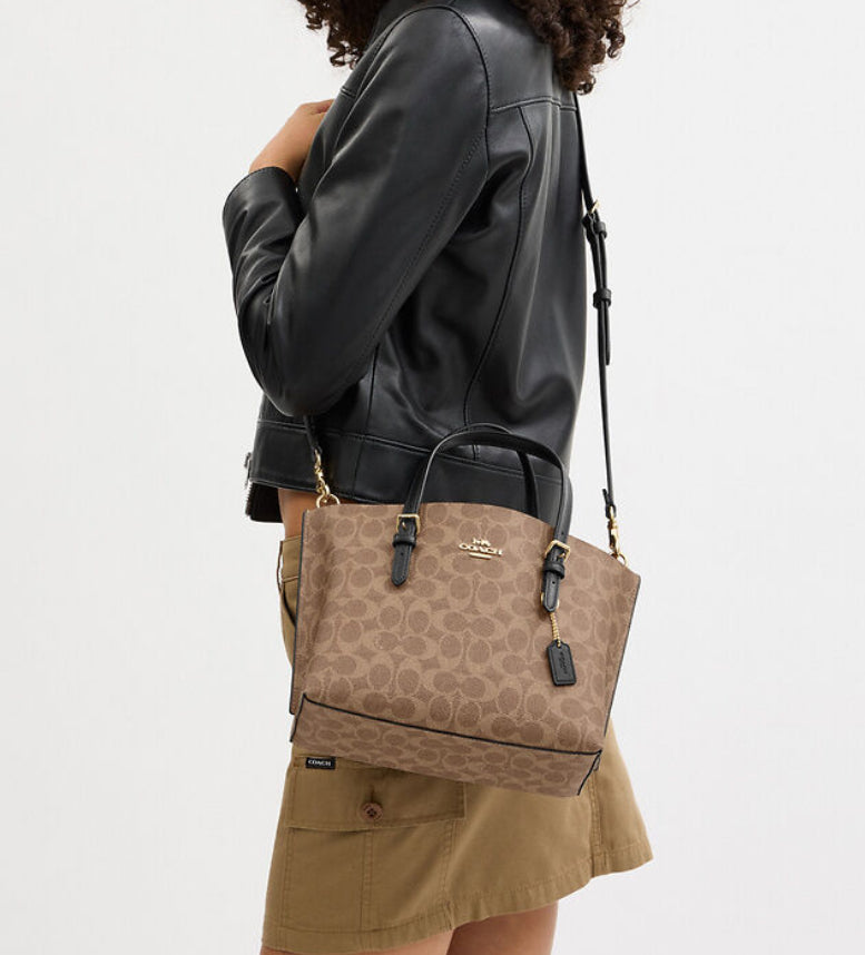 Coach Mollie 25 in Signature Canvas